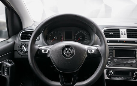 Volkswagen Polo VI (EU Market), 2016 год, 985 000 рублей, 11 фотография