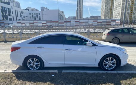 Hyundai Sonata VI, 2011 год, 1 185 000 рублей, 5 фотография