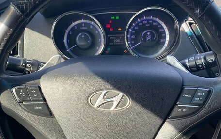 Hyundai Sonata VI, 2011 год, 1 185 000 рублей, 18 фотография