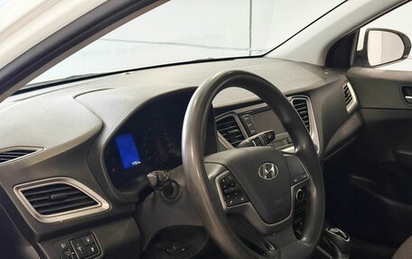 Hyundai Solaris II рестайлинг, 2020 год, 1 685 000 рублей, 5 фотография