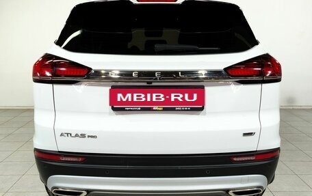 Geely Atlas, 2023 год, 2 300 000 рублей, 5 фотография