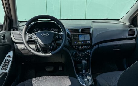 Hyundai Solaris II рестайлинг, 2013 год, 949 000 рублей, 7 фотография