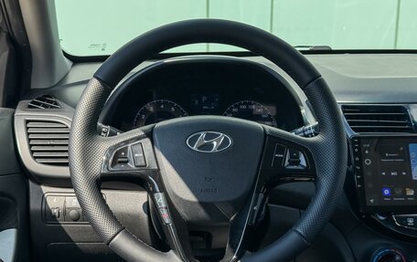 Hyundai Solaris II рестайлинг, 2013 год, 949 000 рублей, 13 фотография