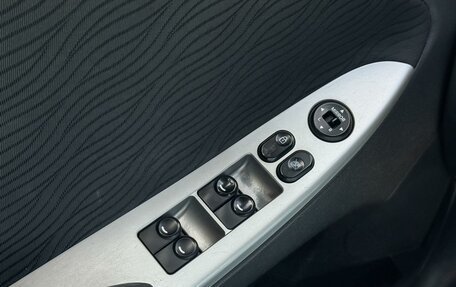 Hyundai Solaris II рестайлинг, 2013 год, 949 000 рублей, 20 фотография