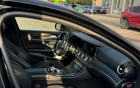 Mercedes-Benz E-Класс, 2019 год, 2 890 000 рублей, 11 фотография