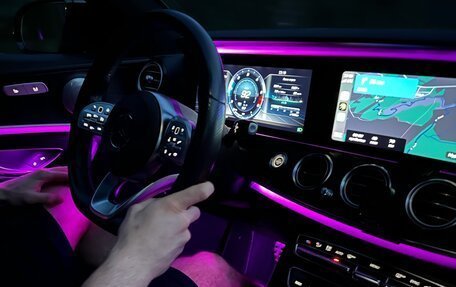 Mercedes-Benz E-Класс, 2019 год, 2 890 000 рублей, 12 фотография