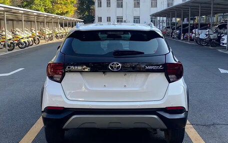 Toyota Yaris XP150 рестайлинг, 2023 год, 1 321 000 рублей, 4 фотография