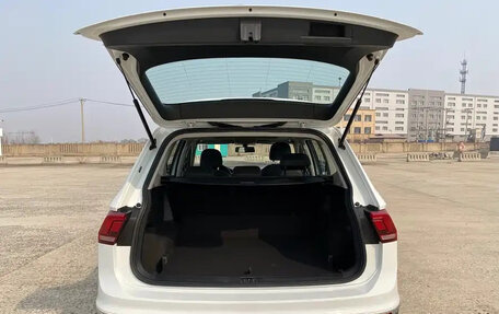 Volkswagen Tiguan II, 2023 год, 2 731 000 рублей, 15 фотография