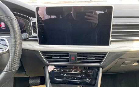 Volkswagen Tiguan II, 2023 год, 2 731 000 рублей, 11 фотография