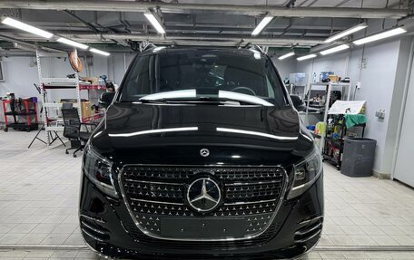 Mercedes-Benz V-Класс, 2025 год, 33 500 000 рублей, 3 фотография