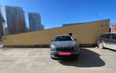 Jeep Cherokee, 2014 год, 1 700 000 рублей, 2 фотография