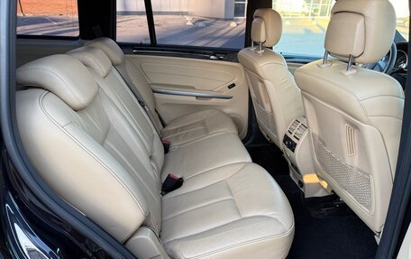 Mercedes-Benz GL-Класс, 2010 год, 2 000 000 рублей, 11 фотография