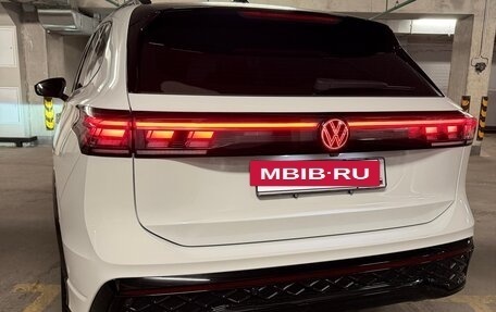 Volkswagen Tiguan, 2025 год, 4 350 000 рублей, 3 фотография