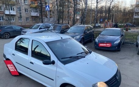 Renault Logan I, 2008 год, 345 000 рублей, 3 фотография