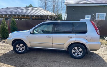 Nissan X-Trail, 2004 год, 550 000 рублей, 2 фотография