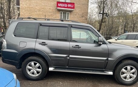 Mitsubishi Pajero IV, 2015 год, 3 200 000 рублей, 1 фотография