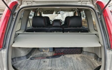 Nissan X-Trail, 2006 год, 750 000 рублей, 12 фотография