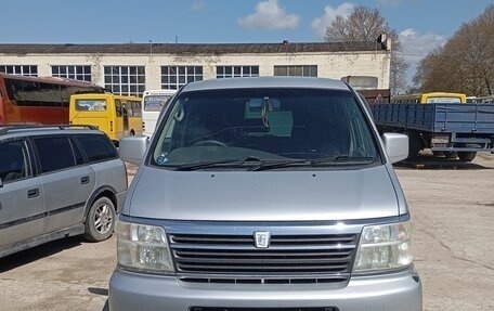 Nissan Elgrand I, 2001 год, 620 000 рублей, 3 фотография