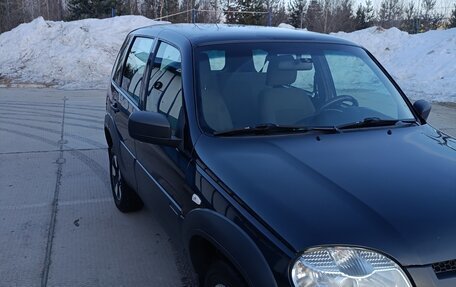 Chevrolet Niva I рестайлинг, 2010 год, 250 000 рублей, 4 фотография