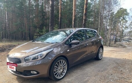 KIA cee'd III, 2012 год, 875 000 рублей, 2 фотография