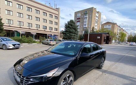 Hyundai Elantra, 2023 год, 2 300 000 рублей, 7 фотография