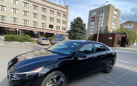 Hyundai Elantra, 2023 год, 2 300 000 рублей, 6 фотография