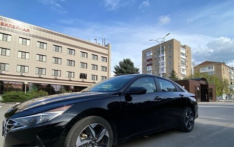 Hyundai Elantra, 2023 год, 2 300 000 рублей, 19 фотография