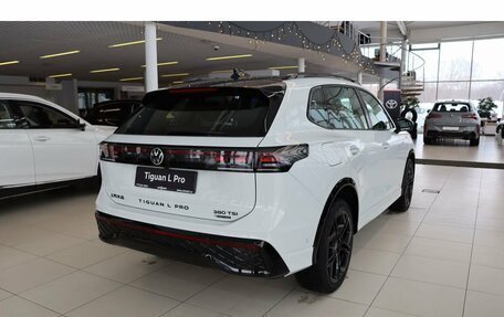 Volkswagen Tiguan, 2025 год, 4 840 000 рублей, 5 фотография