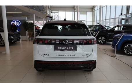 Volkswagen Tiguan, 2025 год, 4 990 000 рублей, 4 фотография