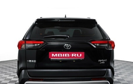 Toyota RAV4, 2025 год, 4 360 000 рублей, 6 фотография