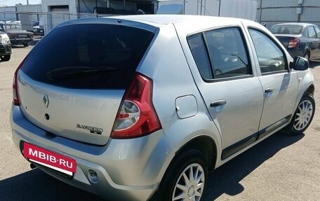 Renault Sandero I, 2013 год, 475 000 рублей, 2 фотография