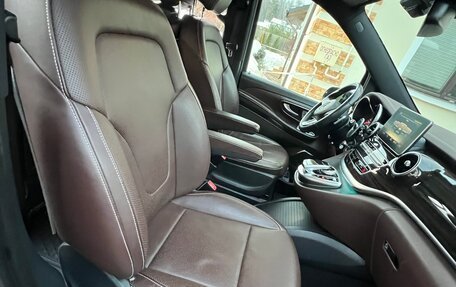 Mercedes-Benz V-Класс, 2018 год, 6 100 000 рублей, 12 фотография