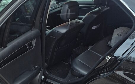 Mercedes-Benz C-Класс, 2011 год, 11 фотография