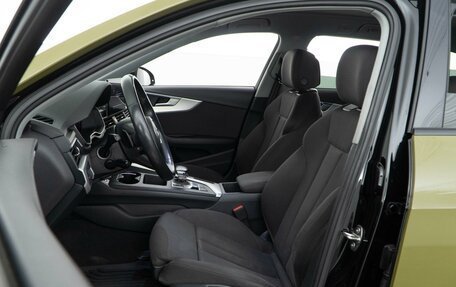 Audi A4, 2019 год, 3 449 050 рублей, 10 фотография