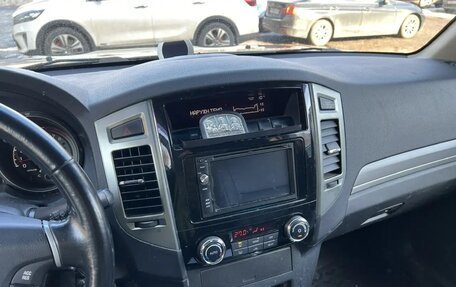 Mitsubishi Pajero IV, 2015 год, 3 200 000 рублей, 6 фотография