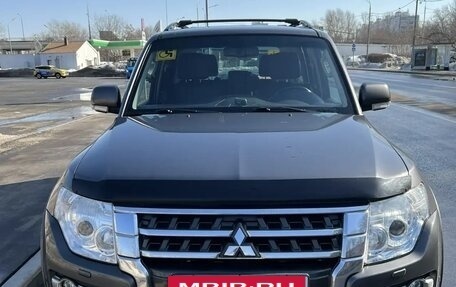 Mitsubishi Pajero IV, 2015 год, 3 200 000 рублей, 3 фотография