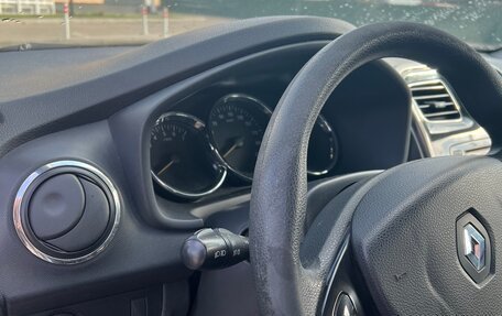 Renault Logan II, 2015 год, 700 000 рублей, 16 фотография