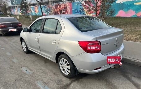 Renault Logan II, 2015 год, 700 000 рублей, 4 фотография