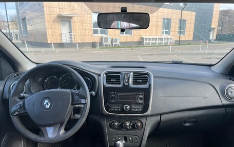 Renault Logan II, 2015 год, 700 000 рублей, 26 фотография