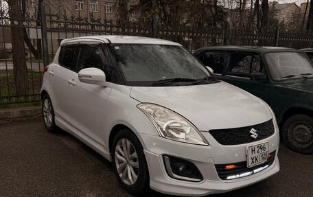 Suzuki Swift IV, 2014 год, 1 050 000 рублей, 2 фотография