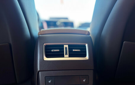 Lexus RX IV рестайлинг, 2017 год, 4 200 000 рублей, 30 фотография