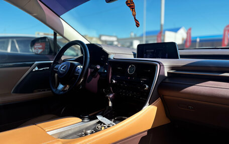 Lexus RX IV рестайлинг, 2017 год, 4 200 000 рублей, 39 фотография