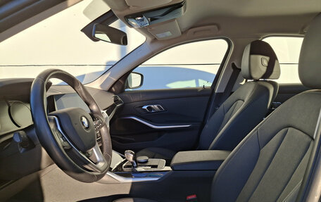 BMW 3 серия, 2021 год, 3 750 000 рублей, 20 фотография