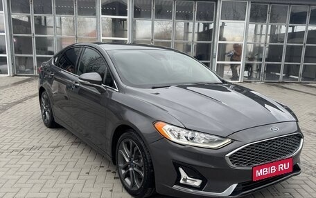 Ford Fusion (North America) II, 2018 год, 1 600 000 рублей, 1 фотография