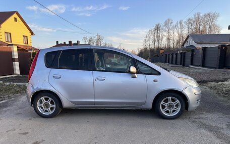 Mitsubishi Colt VI рестайлинг, 2003 год, 350 000 рублей, 1 фотография