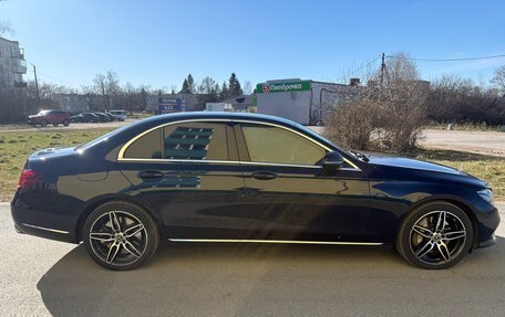 Mercedes-Benz E-Класс, 2017 год, 3 500 000 рублей, 9 фотография