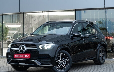 Mercedes-Benz GLE, 2024 год, 12 800 000 рублей, 2 фотография