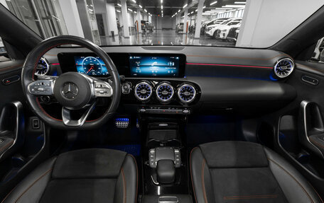 Mercedes-Benz CLA, 2021 год, 2 990 000 рублей, 8 фотография