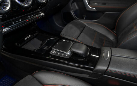 Mercedes-Benz CLA, 2021 год, 2 990 000 рублей, 15 фотография