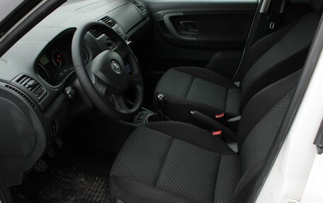 Skoda Fabia II, 2013 год, 745 000 рублей, 12 фотография